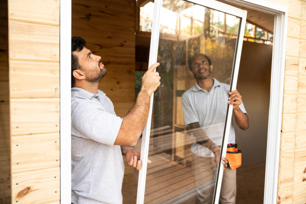 Best Fiberglass Insulation  in Hampton Manor, NY